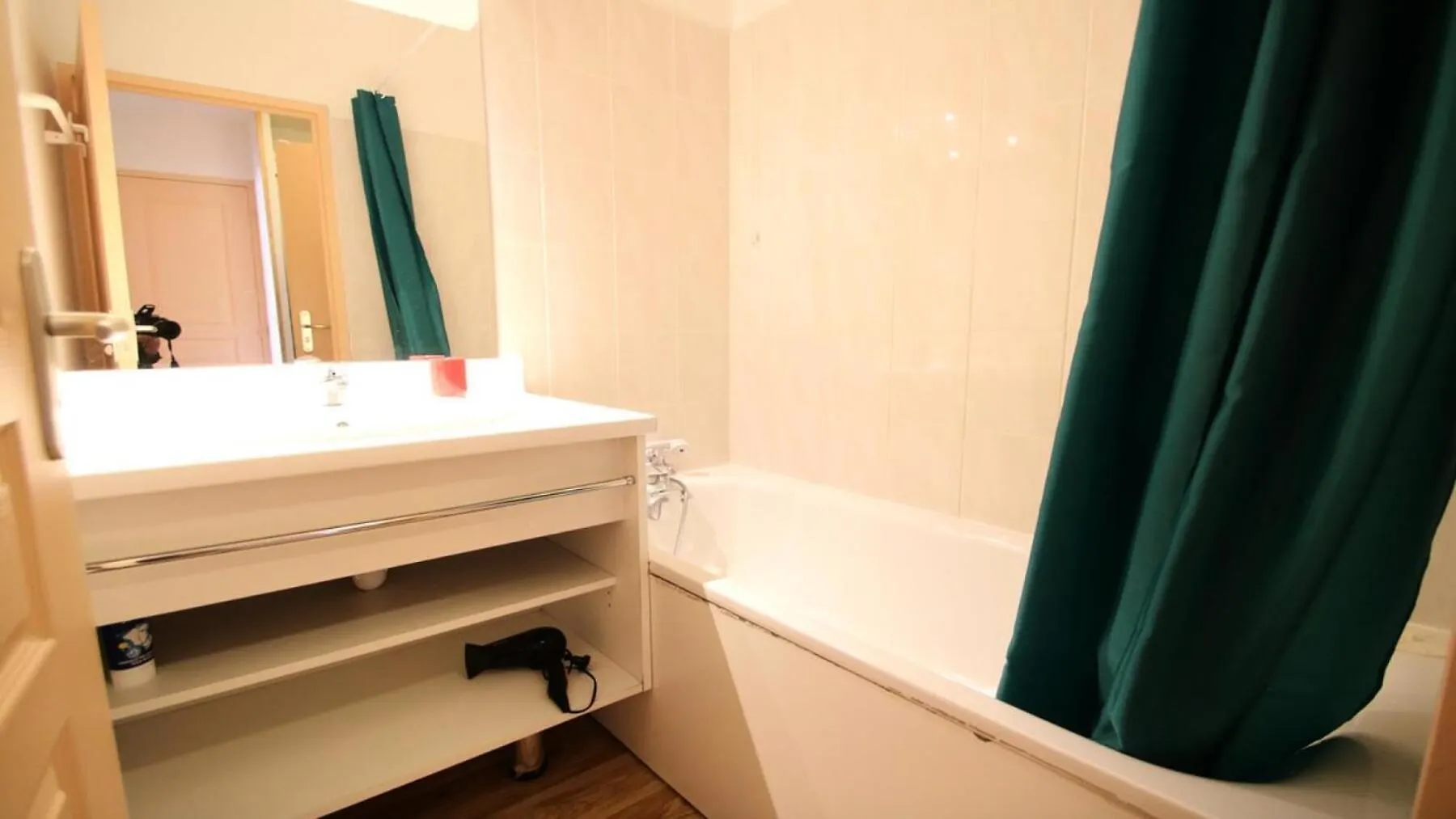 Residence Hameau Des Ecrins - Hea706 - Appartement 1 Chambre + Coin Montagne Avec Balcon Mae-3461 Narreyroux